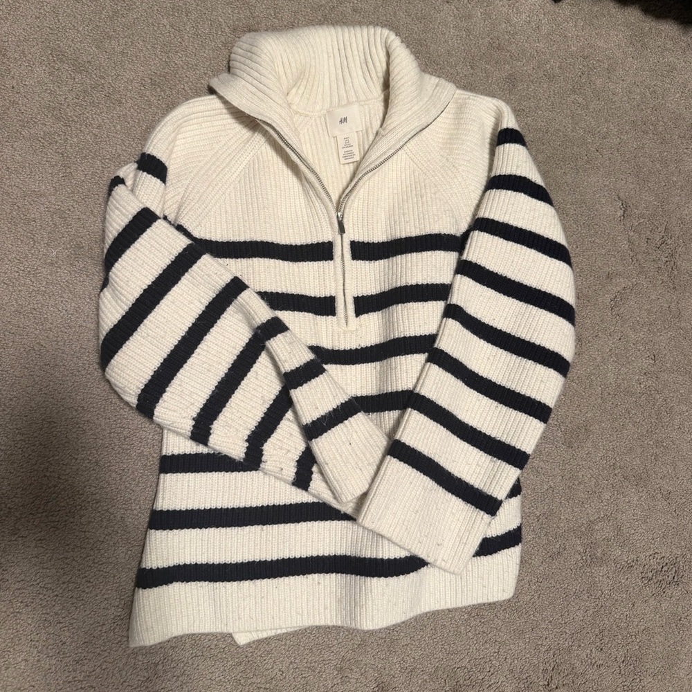 H&M Cream Ribbed Knit Sweater